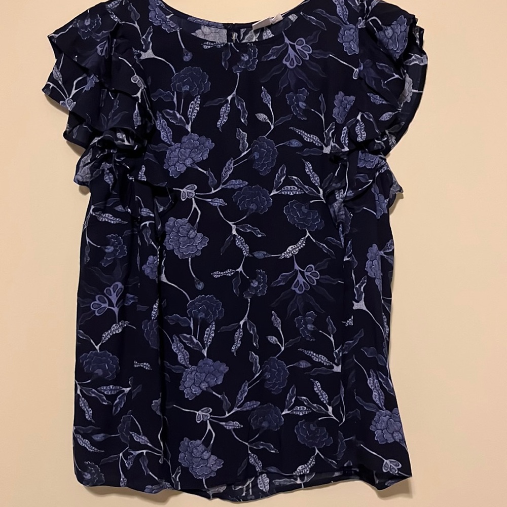 🌻 Gap Floral Top 🌻